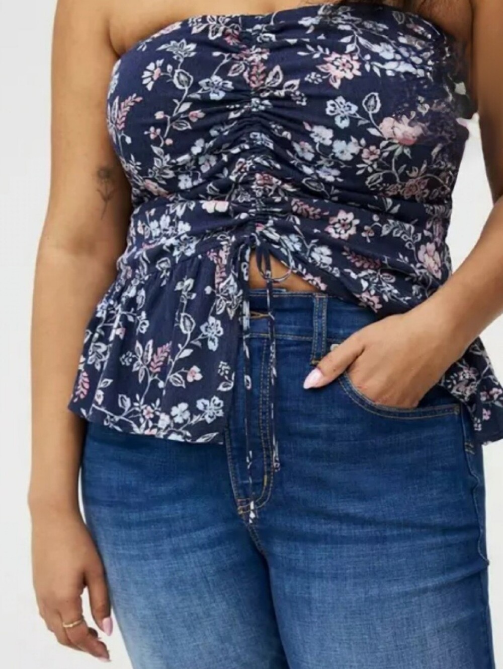 Torrid Navy Floral Ruched Strapless Peplum Top NWT Size 2X - Picture 4 of 11